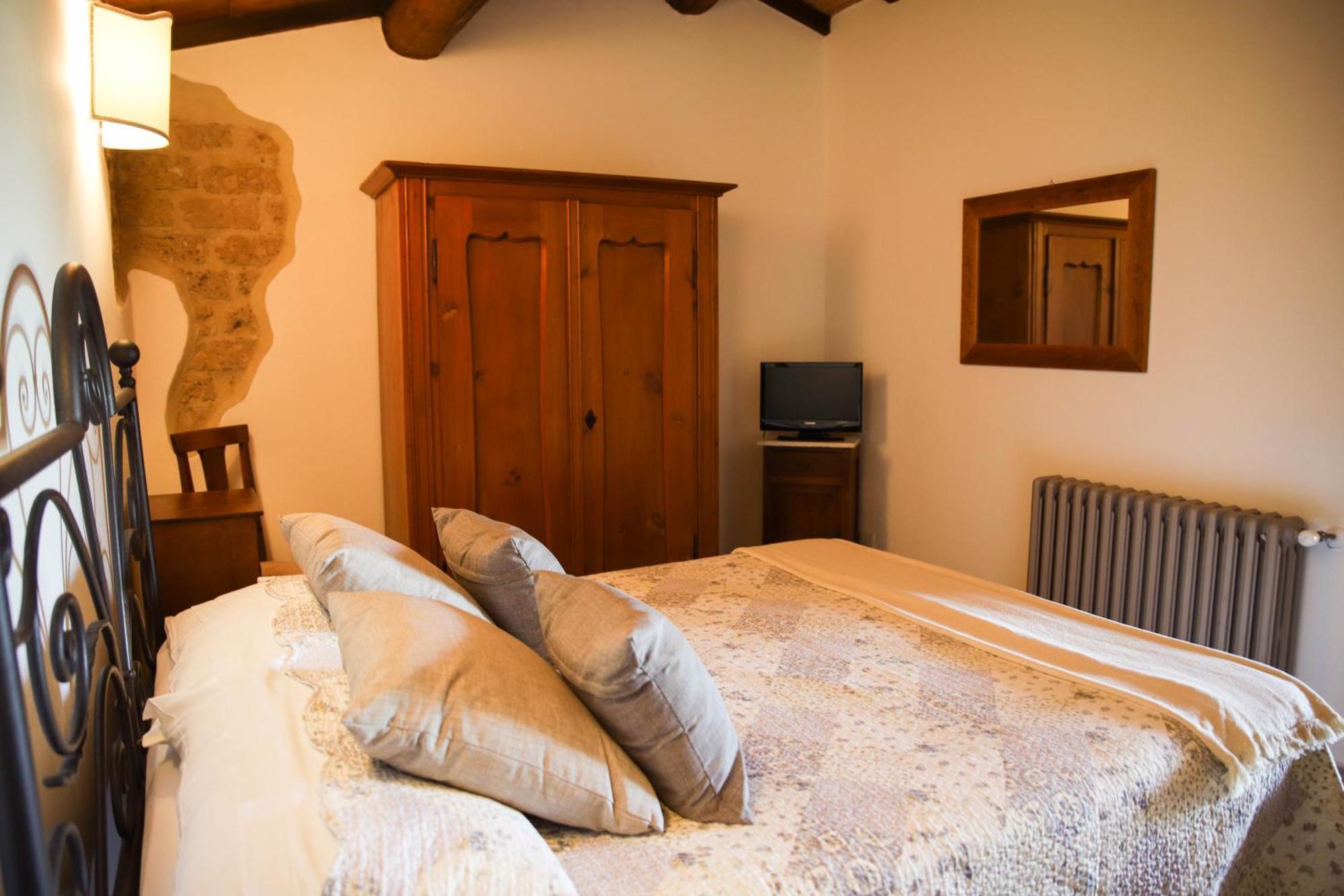 Country House Poggio Aione Guest House Catabbio Eksteriør bilde