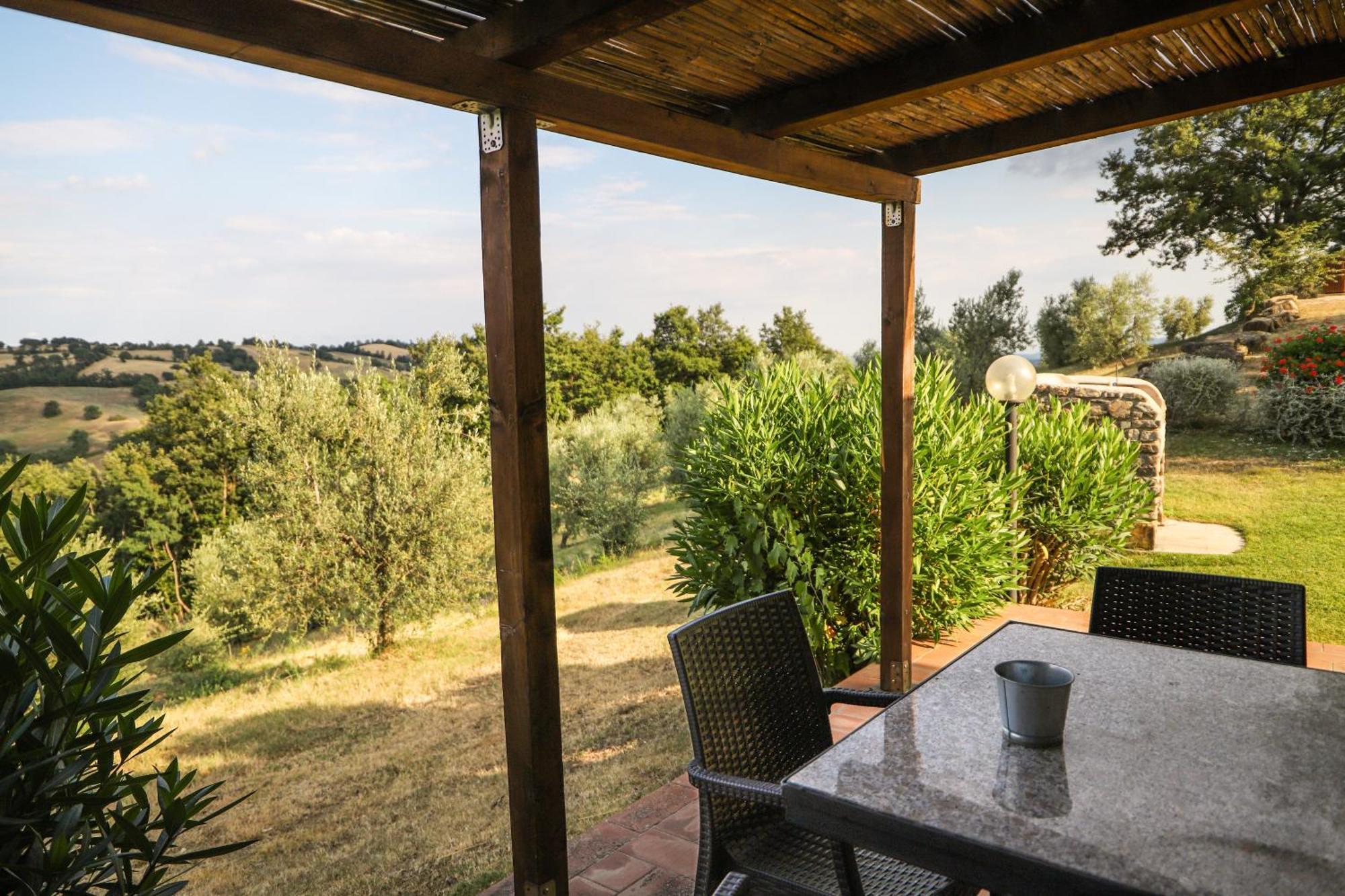 Country House Poggio Aione Guest House Catabbio Eksteriør bilde