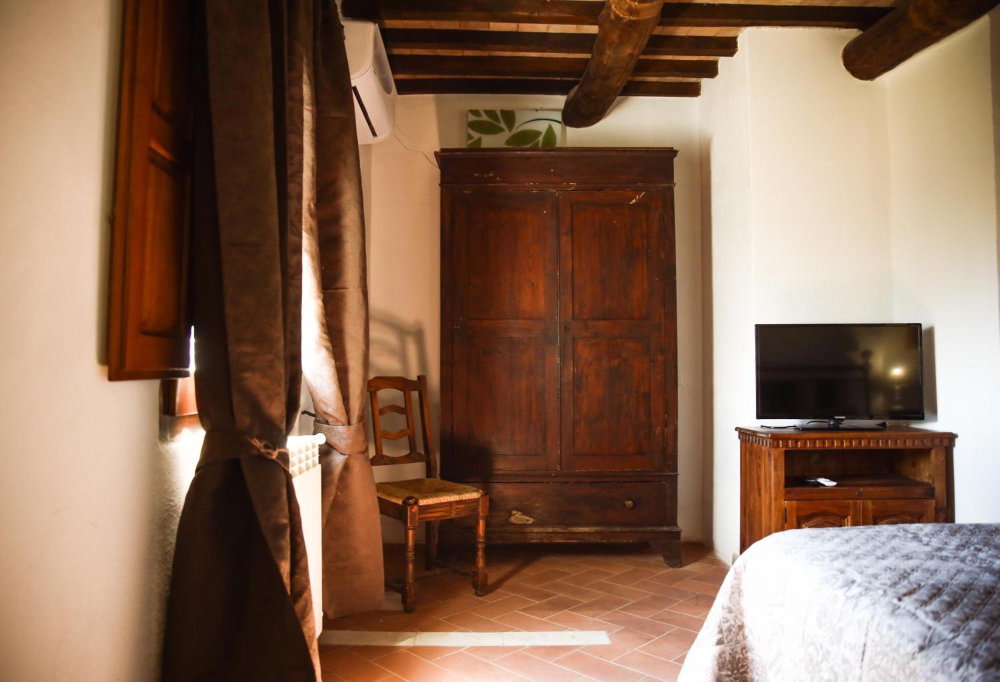Country House Poggio Aione Guest House Catabbio Eksteriør bilde